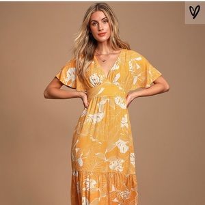 NWT lulus Golden Yellow Floral Maxi Dress-S